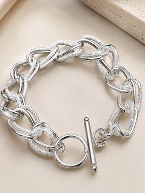 Veloura Textured Silver Link Toggle Bracelet
